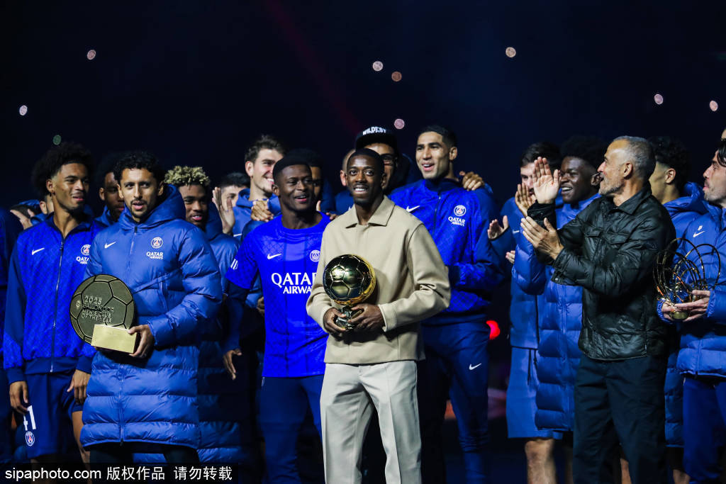 欧冠战药厂！小埃梅里：登贝莱话不多但有大哥范 巴黎想赢得一切